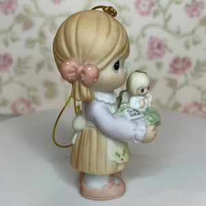 Precious Moments - Sister, You're An Angel To Me - To My Sister Ornament