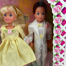 Load image into Gallery viewer, Wedding Party Barbie - Special Edition Deluxe Set, 1994 Mattel