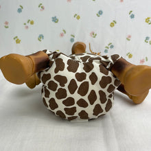 Load image into Gallery viewer, Stretch Sitting Giraffe Bean Bag by Russ Berrrie, The Country Folks