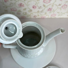 Load image into Gallery viewer, Vintage Mitterteich Bavaria Tea Set, 4 place settings