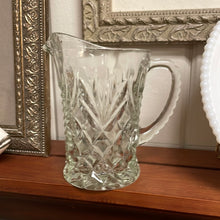Load image into Gallery viewer, Anchor Hocking EAPC Pineapple Large Creamer/Small Pitcher