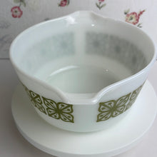 Load image into Gallery viewer, Pyrex Verde Square Green Flowers on White #473 Cinderella Handles Ovenware