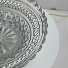 Load image into Gallery viewer, Vintage Anchor Hocking Wexford Pattern Clear Glass Berry Dessert Bowl
