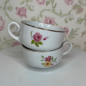 Vintage Demi Tasse Cups Arabia Suomi of Finland Floral Pattern - Set of 2