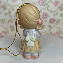 Load image into Gallery viewer, Precious Moments - Sister, You&#39;re An Angel To Me - To My Sister Ornament