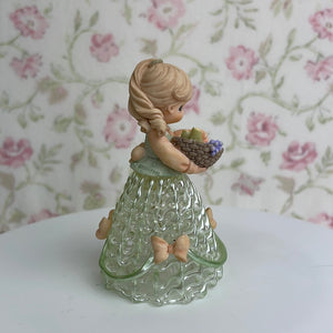 Precious Moments Seasonal Belles - Autum Belle