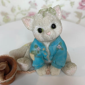 Collectible Calico Kittens figurine “Some Bunny To Love You”