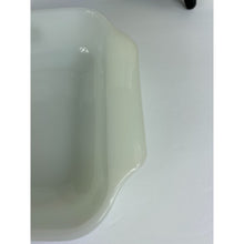 Load image into Gallery viewer, Anchor Hocking Fire King Meadow Green Pattern Casserole Dish #432, 1.5 Quart Vintage Bakeware, White Glass Baking Dish