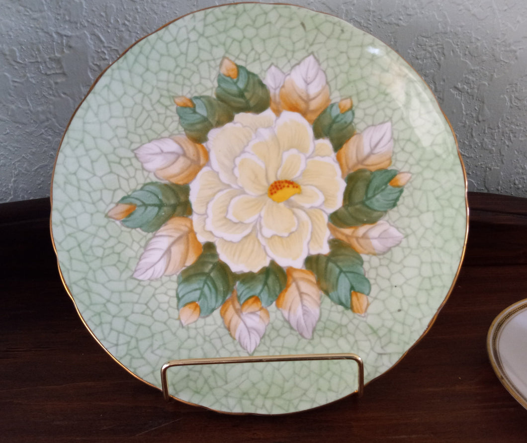 Vintage Gold Trimmed 