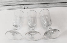 Load image into Gallery viewer, Set of 3 Vintage Mini Clear Cordial/Shot Glasses