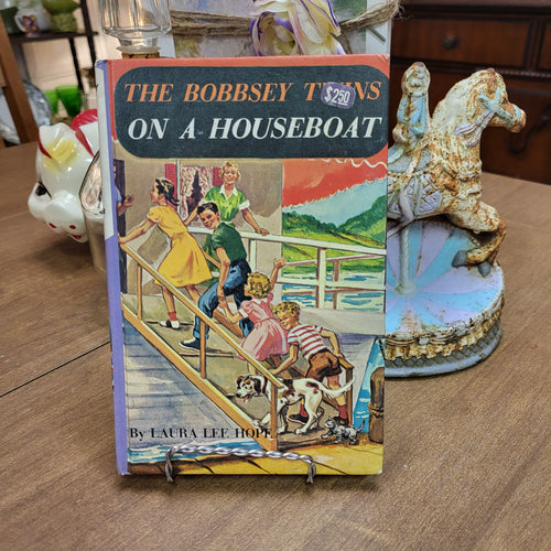 Vintage Book - The Bobbsey Twins On A Houseboat 1955