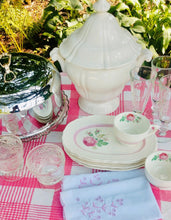 Load image into Gallery viewer, Pink and White Check Tablecloth