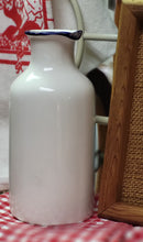 Load image into Gallery viewer, Nantucket Home Ceramic Crab Bottle