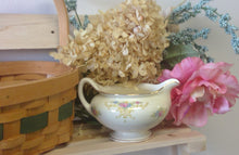 Load image into Gallery viewer, Rochelle Eggshell Nautilus Creamer by Homer Laughlin