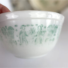 Load image into Gallery viewer, Vintage Pyrex Amish Butterprint 402 1.5 QT. White and Turquoise Cinderella Bowl, Pyrex Nesting Bowls, Small Pyrex Mixing Bowl, Batter Bowl