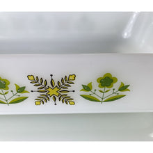 Load image into Gallery viewer, Anchor Hocking Fire King Meadow Green Pattern Casserole Dish #432, 1.5 Quart Vintage Bakeware, White Glass Baking Dish