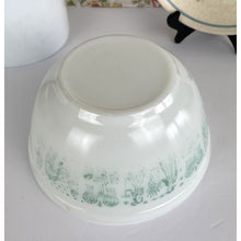 Load image into Gallery viewer, Vintage Pyrex Amish Butterprint 402 1.5 QT. White and Turquoise Cinderella Bowl, Pyrex Nesting Bowls, Small Pyrex Mixing Bowl, Batter Bowl