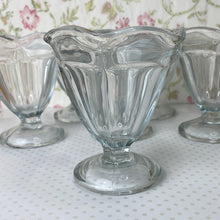 Load image into Gallery viewer, Vintage Anchor Hocking Small Sundae Glasses/Sherbert Cups - Set of 6