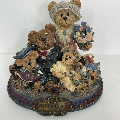Boyds Bears Gary, Tina, Matt & Bailey...From Our Home to Yours - The Family Collectible Figurine