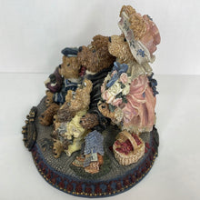 Load image into Gallery viewer, Boyds Bears Gary, Tina, Matt &amp; Bailey...From Our Home to Yours - The Family Collectible Figurine