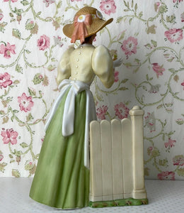 Avon Porcelain Figurine - Mrs. Albee 2008 President's Club Award