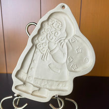 Load image into Gallery viewer, Hill Design Cookie Mold - Brown Bag Cookie Art Stoneware Santa