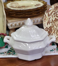 Load image into Gallery viewer, CA California Pottery USA - 6 cup Soup or Veggie Tureen